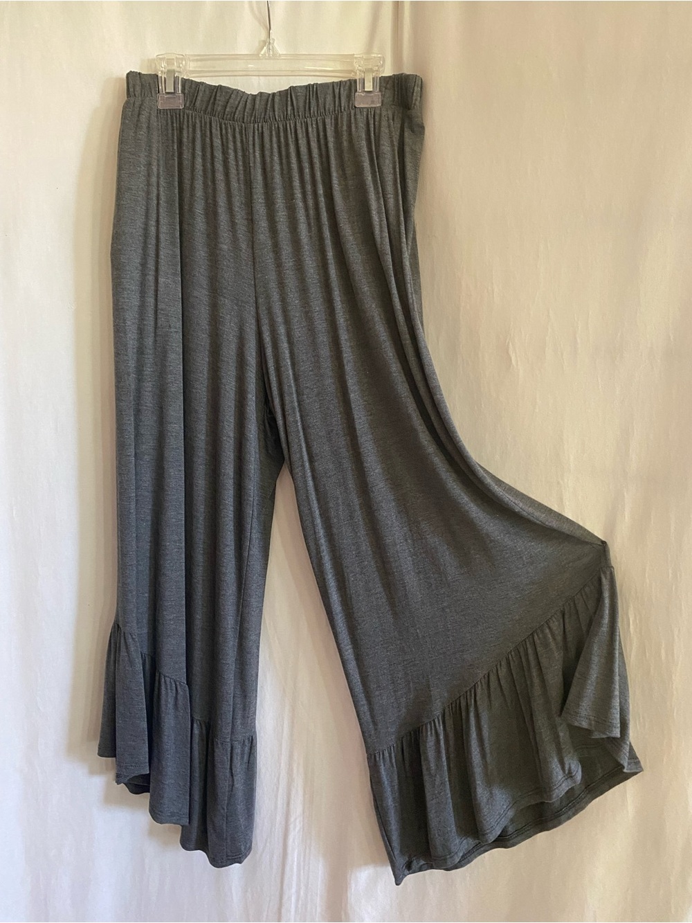 Women’s Wide-Leg Ruffle Hem Capris — Charcoal Gray by Heimish